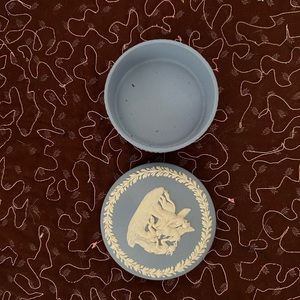 Wedgwood blue trinket box with lid